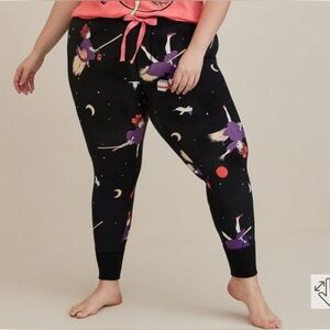 Torrid size 2 Studio Ghibli Kiki’s Delivery Service leggings BNWT